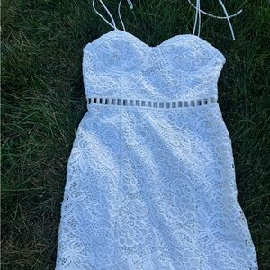 Forever 21 Strapless White Lace Dress